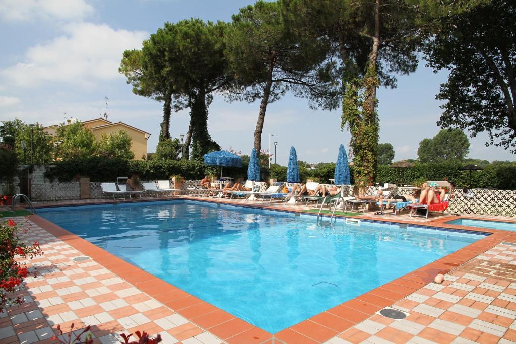Hotel Frank Lido di Jesolo Ngoại thất bức ảnh