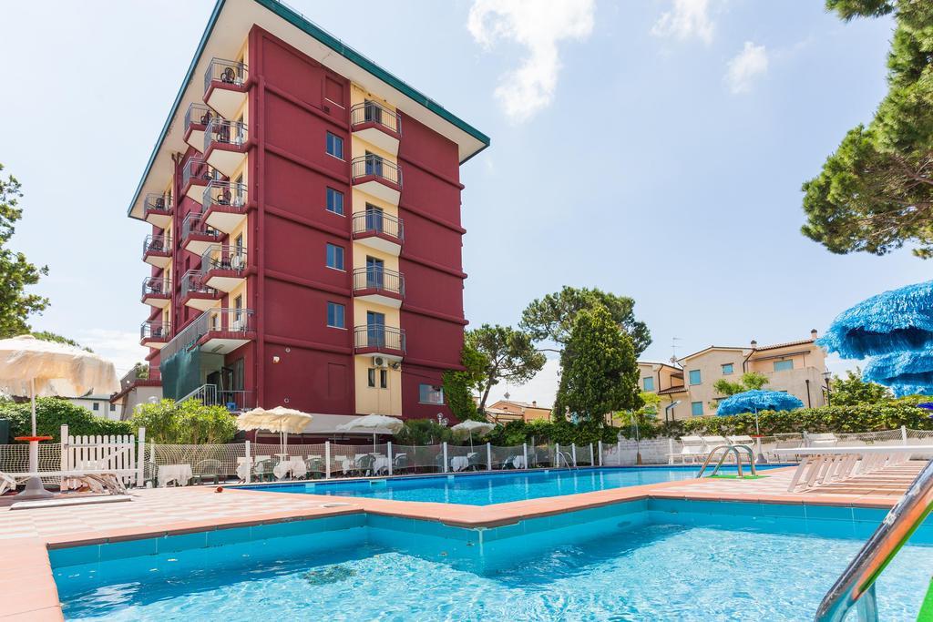 Hotel Frank Lido di Jesolo Ngoại thất bức ảnh