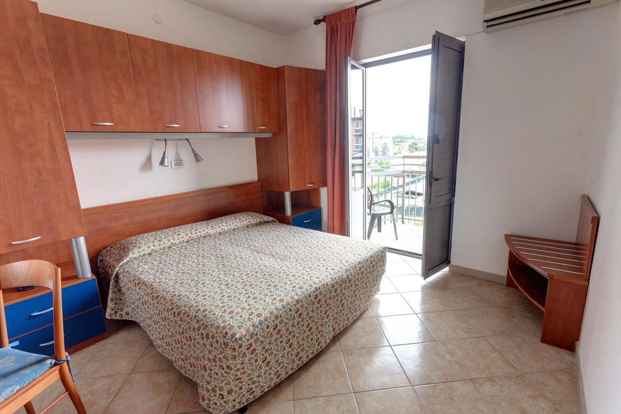 Hotel Frank Lido di Jesolo Ngoại thất bức ảnh
