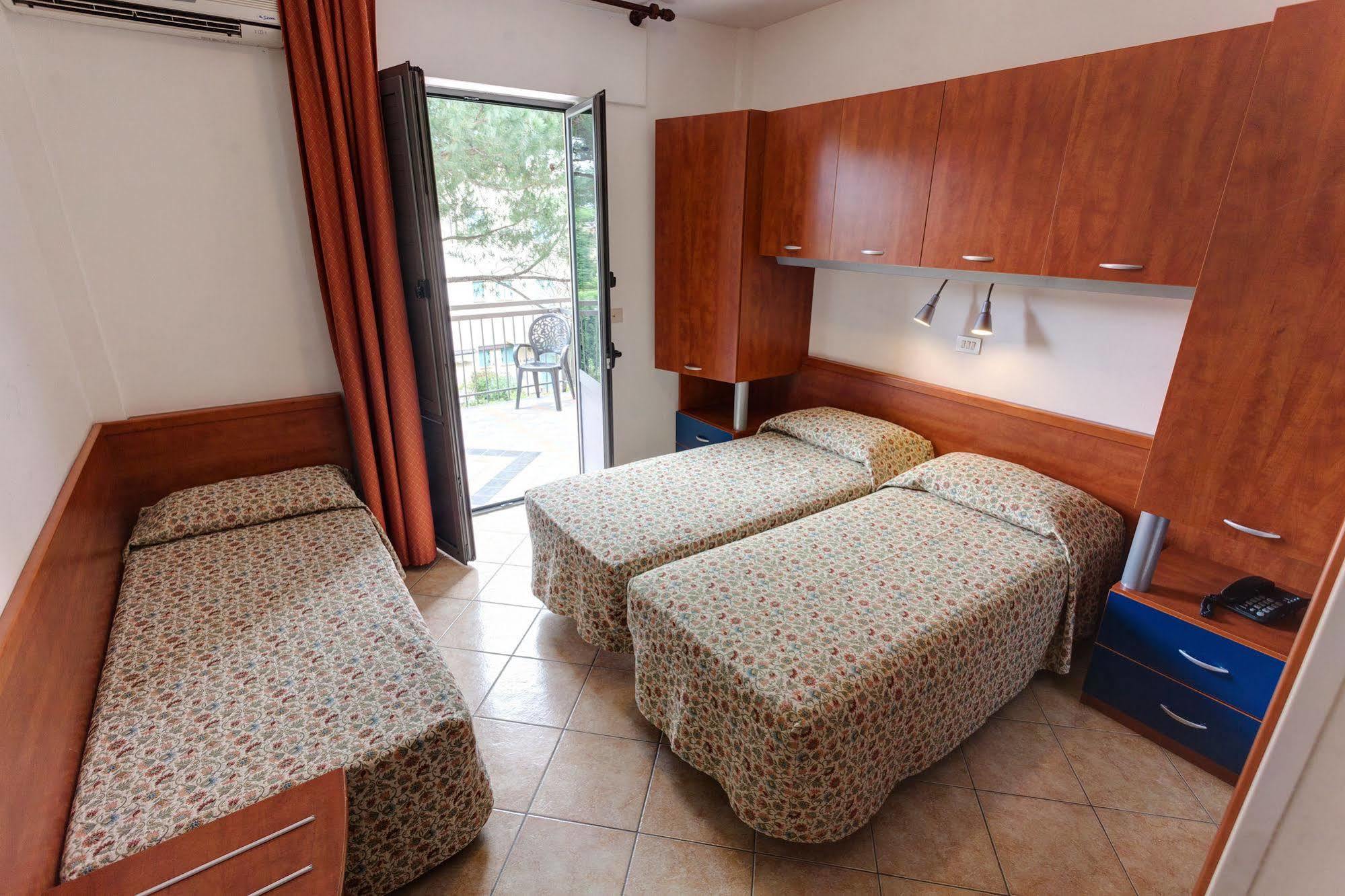 Hotel Frank Lido di Jesolo Ngoại thất bức ảnh