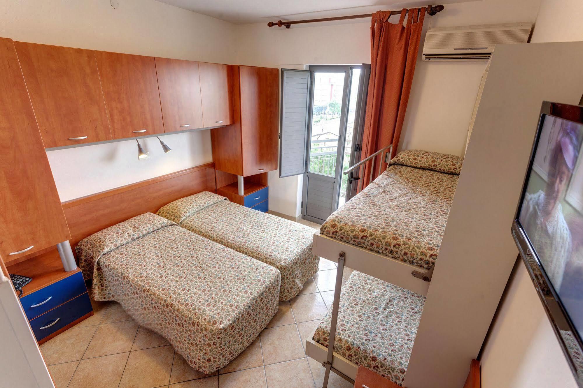 Hotel Frank Lido di Jesolo Ngoại thất bức ảnh