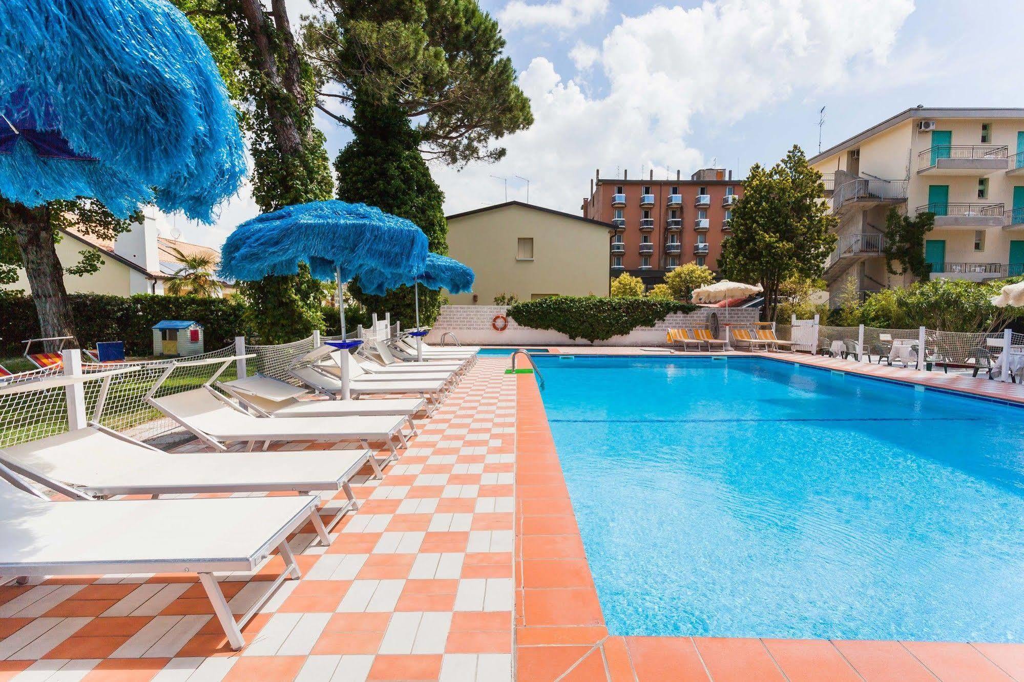 Hotel Frank Lido di Jesolo Ngoại thất bức ảnh