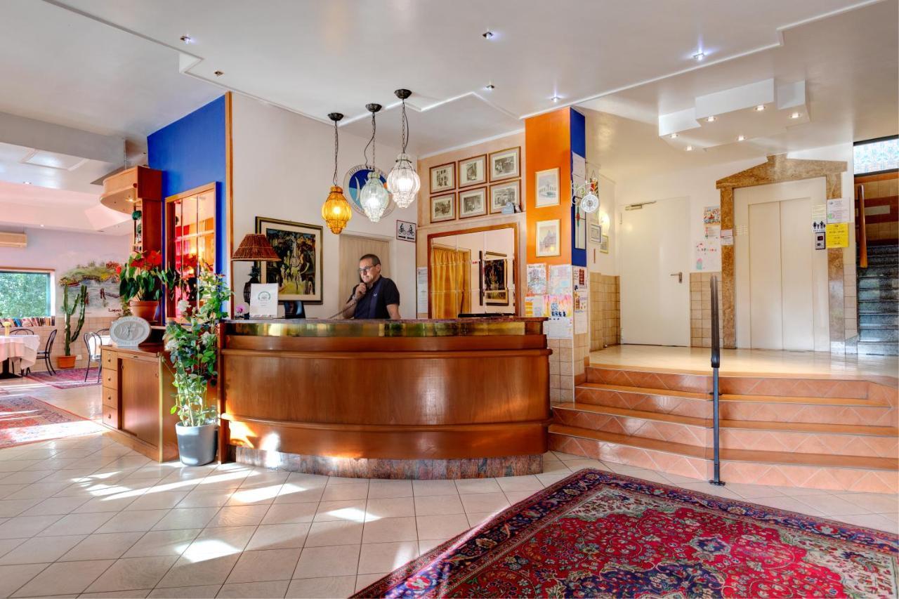Hotel Frank Lido di Jesolo Ngoại thất bức ảnh